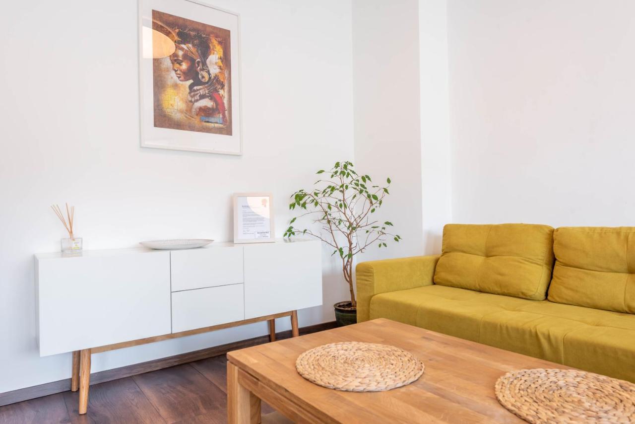 Cosy Apartment In Central Варна Экстерьер фото
