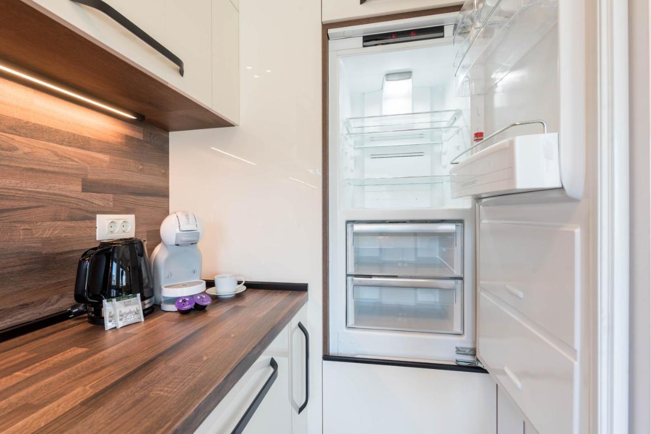 Cosy Apartment In Central Варна Экстерьер фото