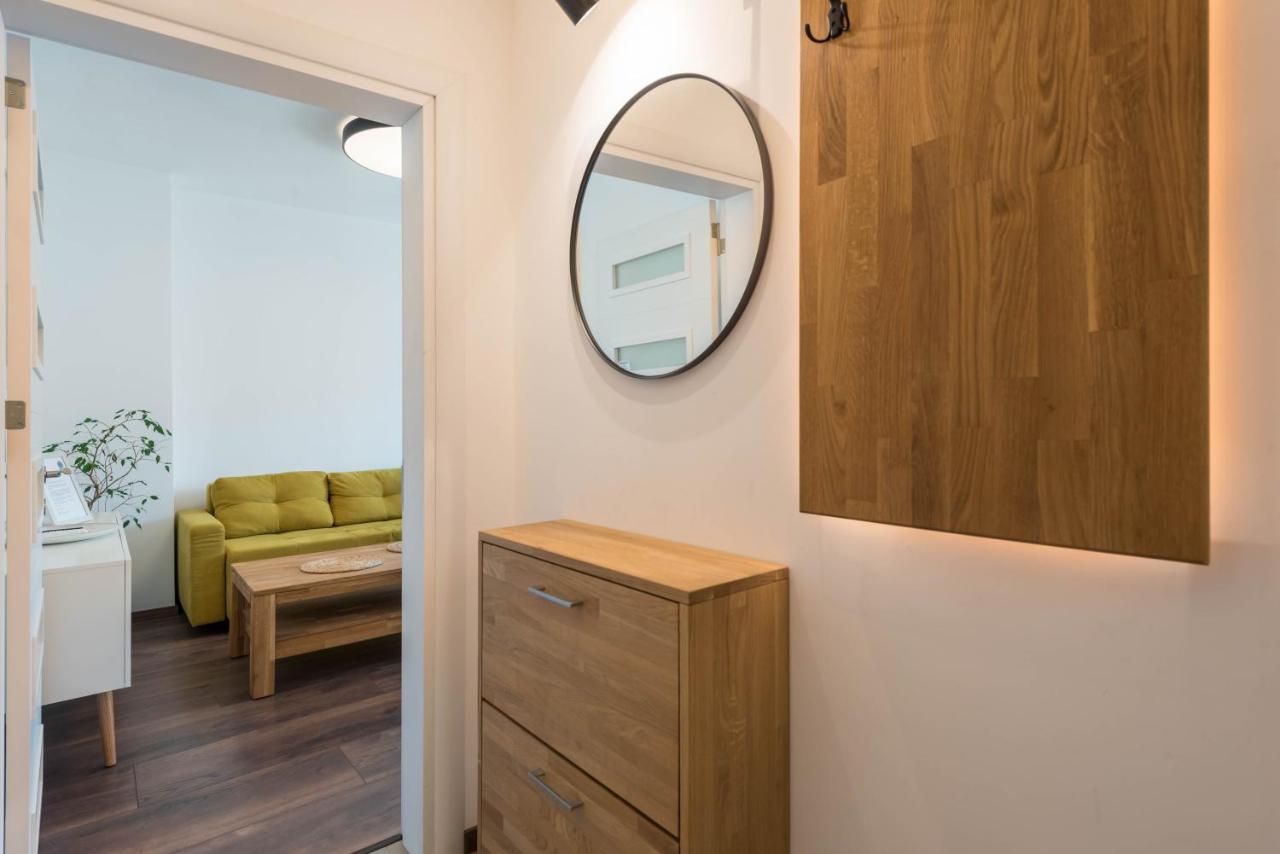 Cosy Apartment In Central Варна Экстерьер фото