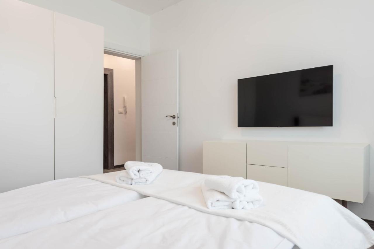 Cosy Apartment In Central Варна Экстерьер фото